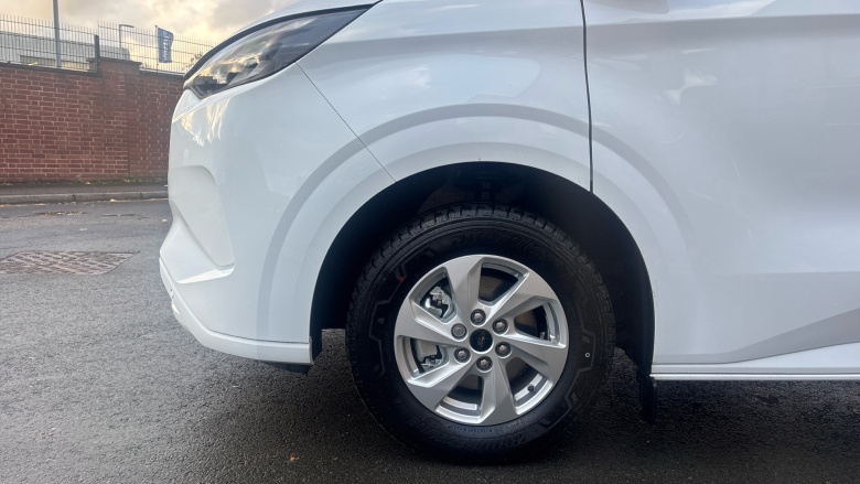 Ford Transit Custom E-320 L1 Rwd 100kW 65kWh H1 Van Limited Auto